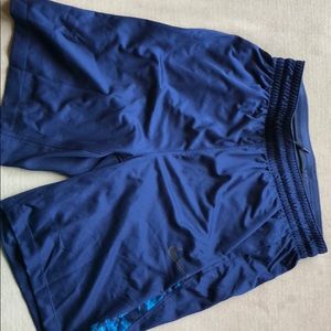 Men’s Nike blue shorts